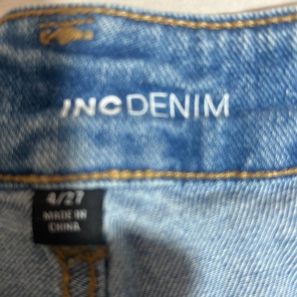 INC INTERNATIONAL CONCEPT DENIM CUT OFF HIGH RISE SHORTS IN SIZE 4/27 - Picture 2 of 5